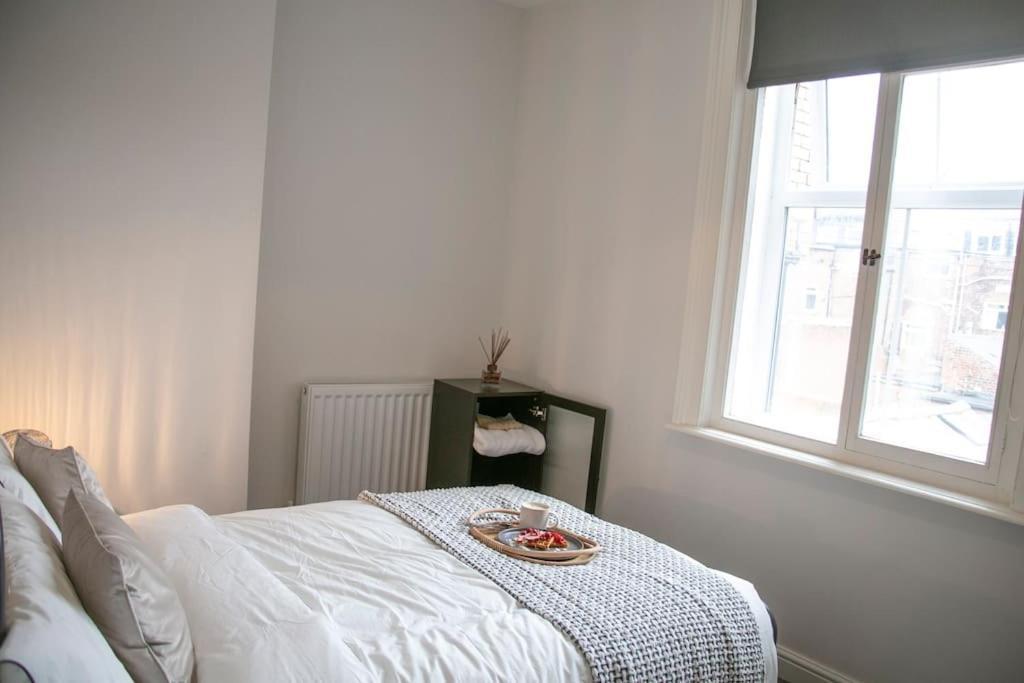 Fortunae'S Cosy Apartment- By Fang Sunderland  Eksteriør bilde